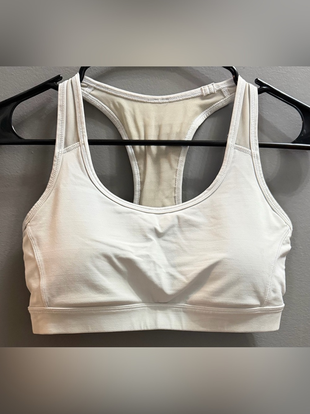 FLAWED- small stain lululemon athletica light gray Racerback Sports Bra